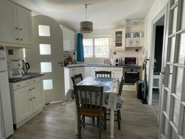 Вилла Adorable Petite Maison A 400M De La Mer Сен-Жорж-де-Дидон Экстерьер фото