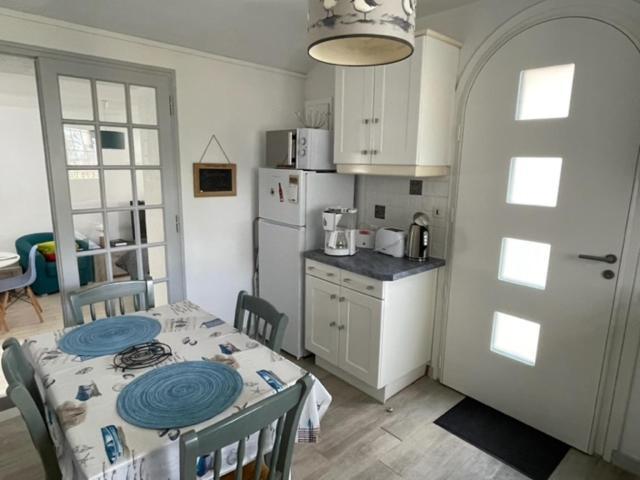 Вилла Adorable Petite Maison A 400M De La Mer Сен-Жорж-де-Дидон Экстерьер фото